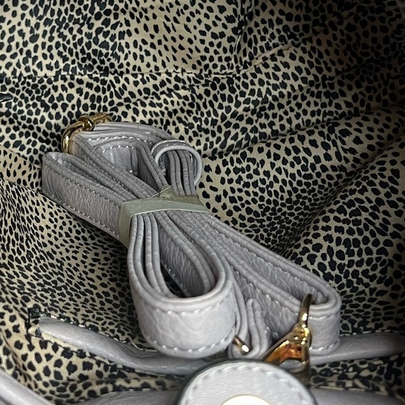 Shop Impressions Purse - Picture 5 of 5